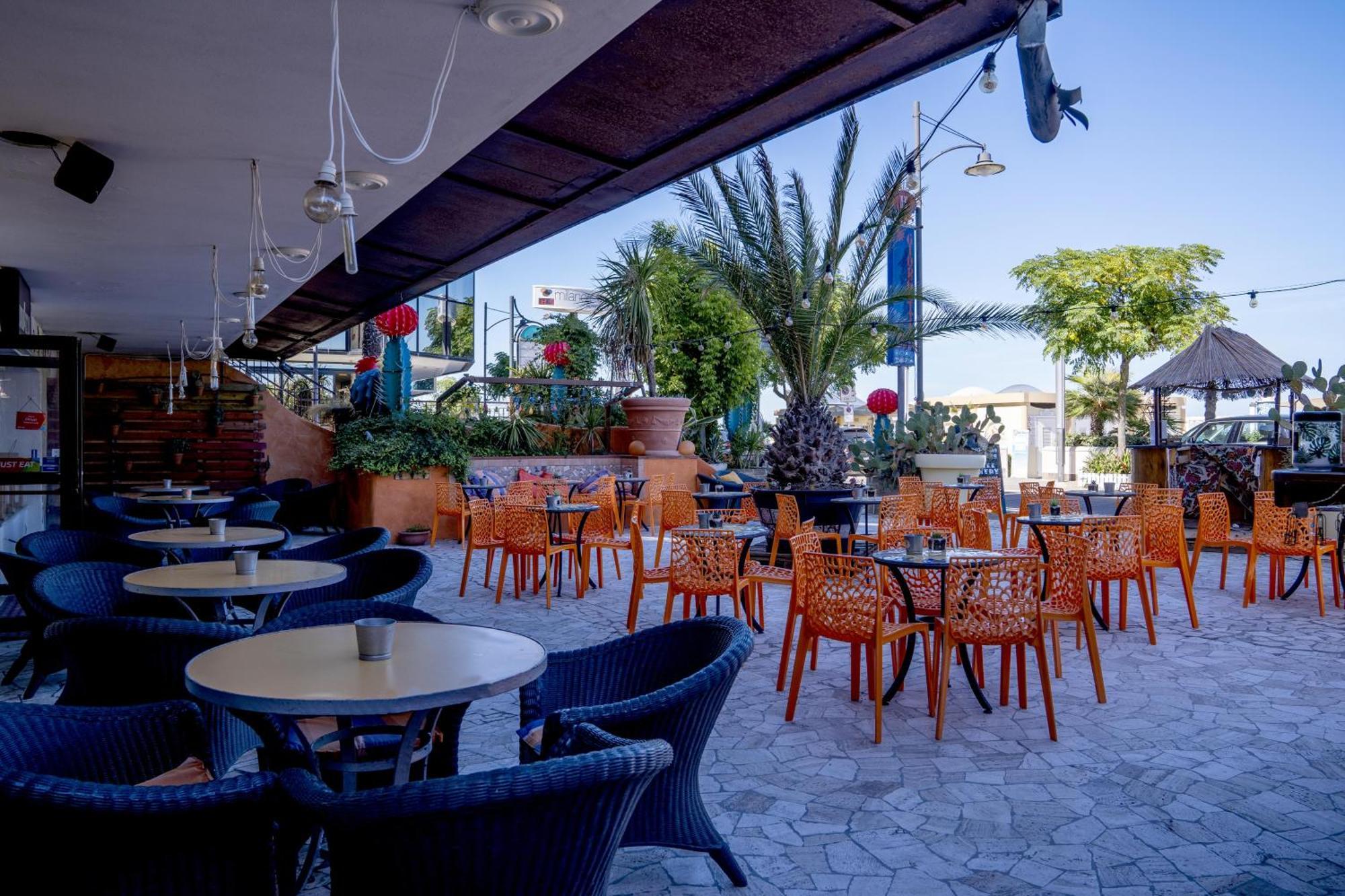 Hotel Giorgetti Orange Bellaria-Igea Marina Exteriör bild