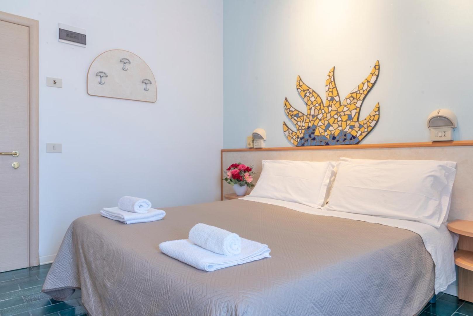 Hotel Giorgetti Orange Bellaria-Igea Marina Exteriör bild